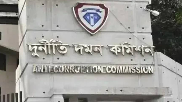 নতুন নেতৃত্বে দুদক, চেয়ারম্যান ও দুই কমিশনারের যোগদান
