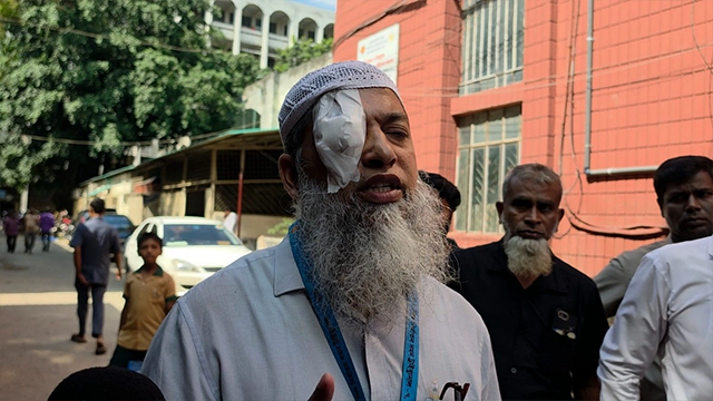 বিচারকের বিরুদ্ধে গাড়িচালককে খাসকামরায় ডেকে মারধরের অভিযোগ