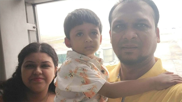 কুষ্টিয়ার সাংবাদিক দম্পতি ও তিন বছরের শিশুকন্যা নিহত