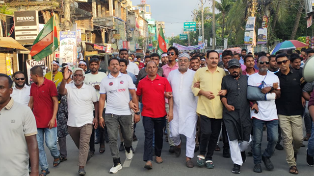 সাতক্ষীরায় স্বেচ্ছাসেবক দলের ৪৬তম প্রতিষ্ঠাবার্ষিকী পালিত