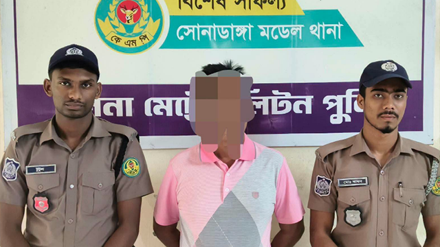 খুলনায় কোডিনযুক্ত কফ সিরাপসহ দুই মাদক কারবারি গ্রেপ্তার