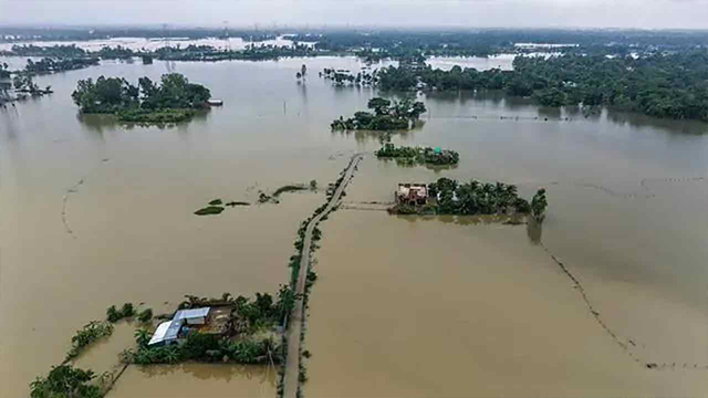 শুধু বৃষ্টি নয়, দক্ষিণ চট্টগ্রামের দীর্ঘস্থায়ী বন্যার পেছনে রয়েছে বহুমাত্রিক সংকট