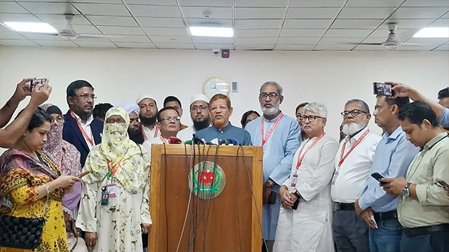 ‘৭০ অনুচ্ছেদ সংস্কার হলে অলি আহমদই রাষ্ট্রপতি নির্বাচিত হতেন’
