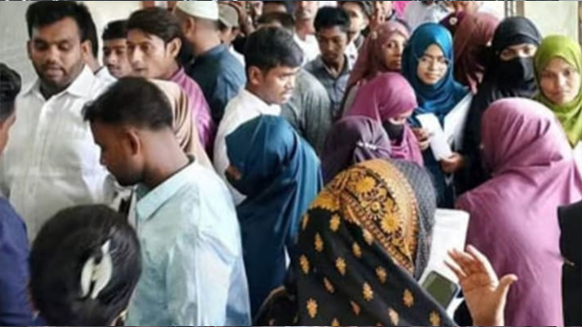 মনিরামপুরে ফ্যামিলি কার্ড কর্মসূচিতে প্রায় দুই হাজার আবেদন