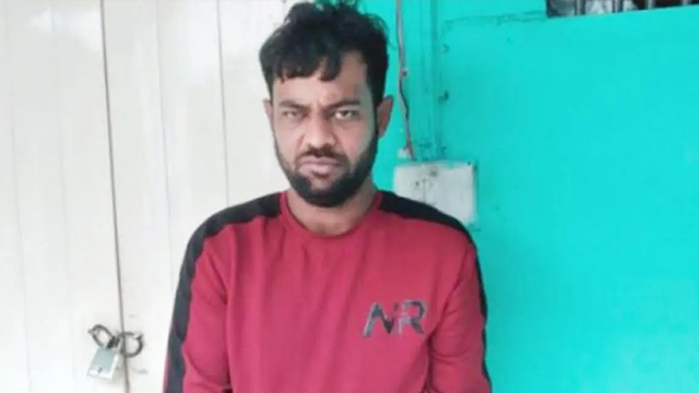 যশোরে শ্লীলতাহানির চেষ্টাকালে দায়ের কোপে একাধিক মামলার আসামি নিহত
