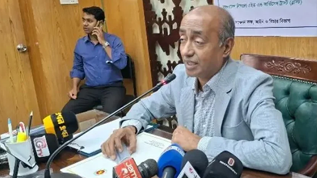 হাসিনার আত্মসমর্পণের আগেই হয়তো তাকে গ্রেফতার করা হবে: আইনমন্ত্রী