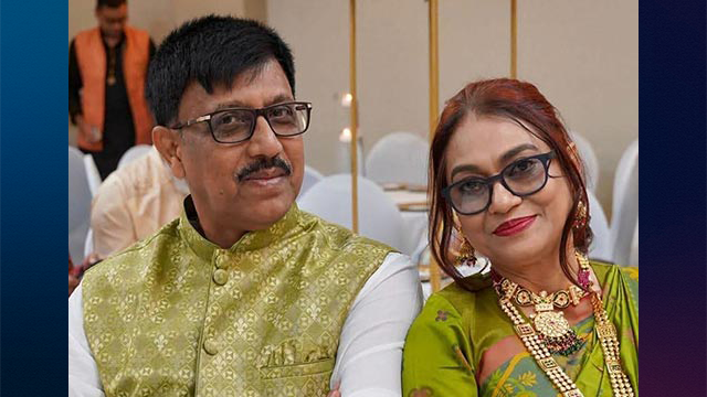 মেয়াদ শেষের আগেই কলেজ সভাপতিকে অপসারণ, দায়িত্বে এমপির স্ত্রী; উঠছে স্বজনপ্রীতির প্রশ্ন