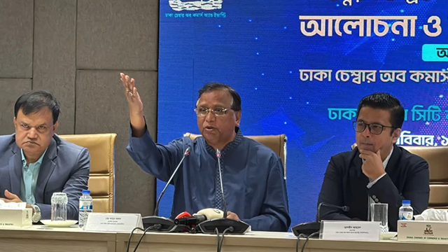 অটোরিকশা নিয়ন্ত্রণ ও চাঁদাবাজি কঠোরভাবে দমনের চেষ্টা চলছে